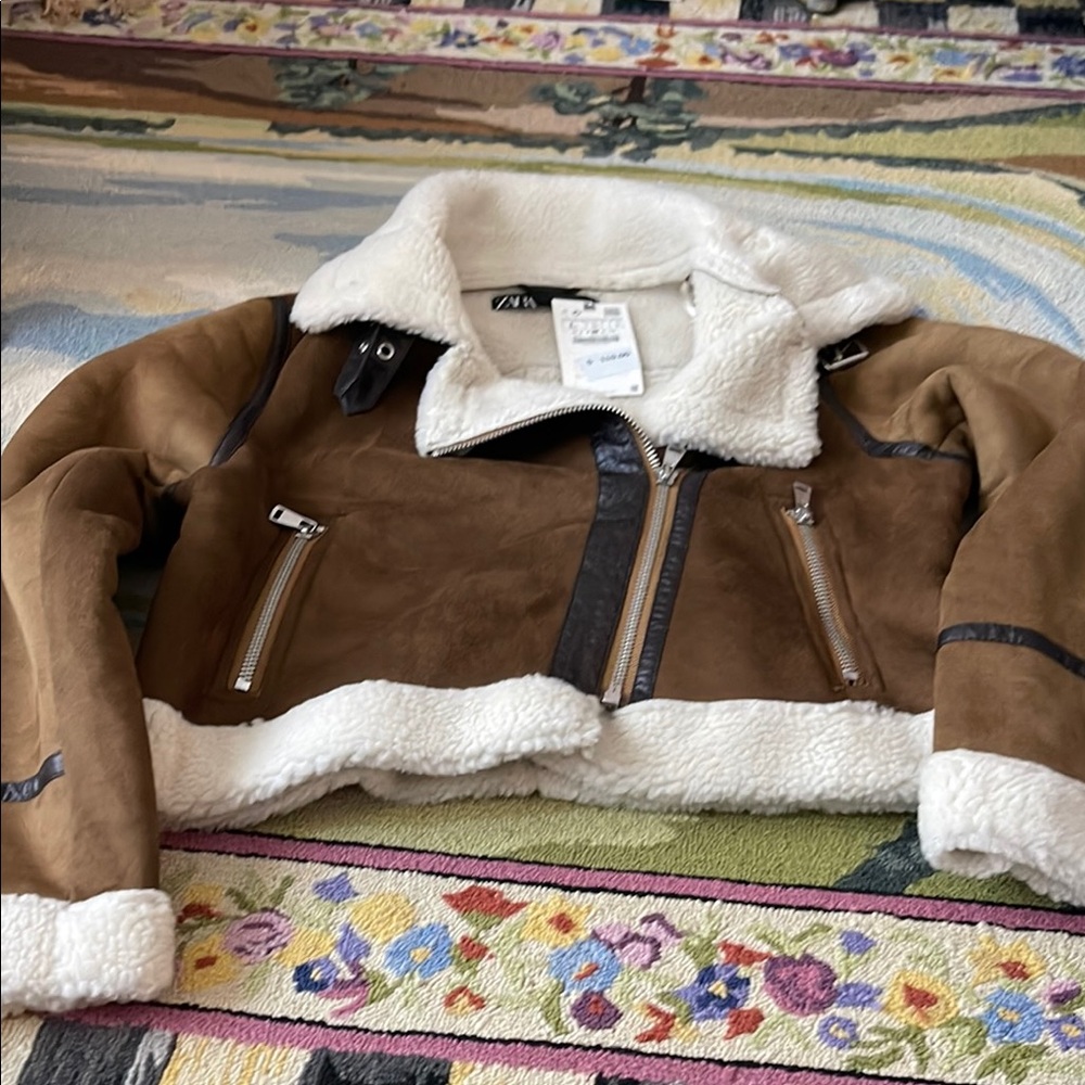 Zara Brown and White Puffer Jacket with Soft Lining and Silver Zipper
